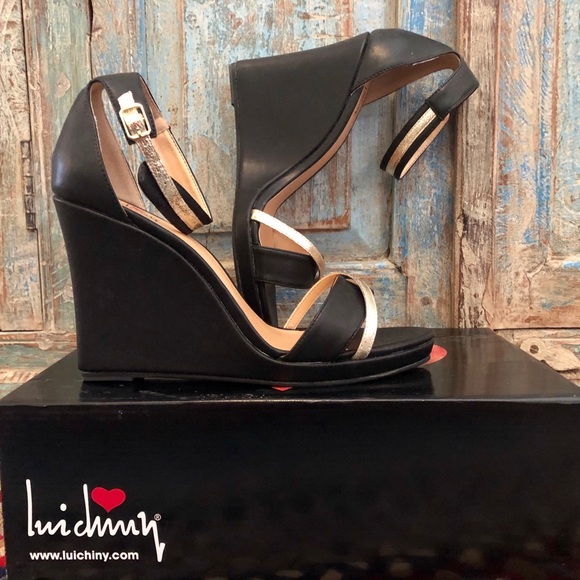 Luichiny Addison Wedge - Picture 5 of 8